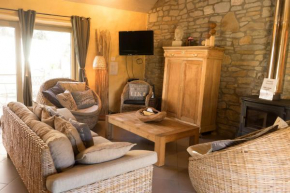 Gîte de Corbion une envie d'Ailleurs 6personnes et le Pt Bonheur 2 personnes